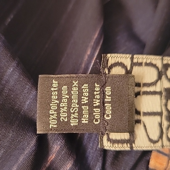 Clara Sunwoo V-Neck Tunic, Size M, Split Hem - Picture 6 of 6